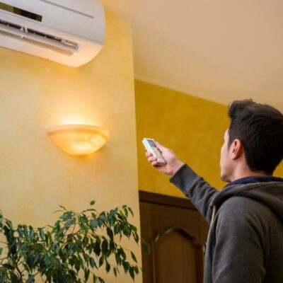 AC Tips: भयानक गर्मी में धोखा दे सकता है AC, जानिए कितने तापमान पर करें इस्तेमाल