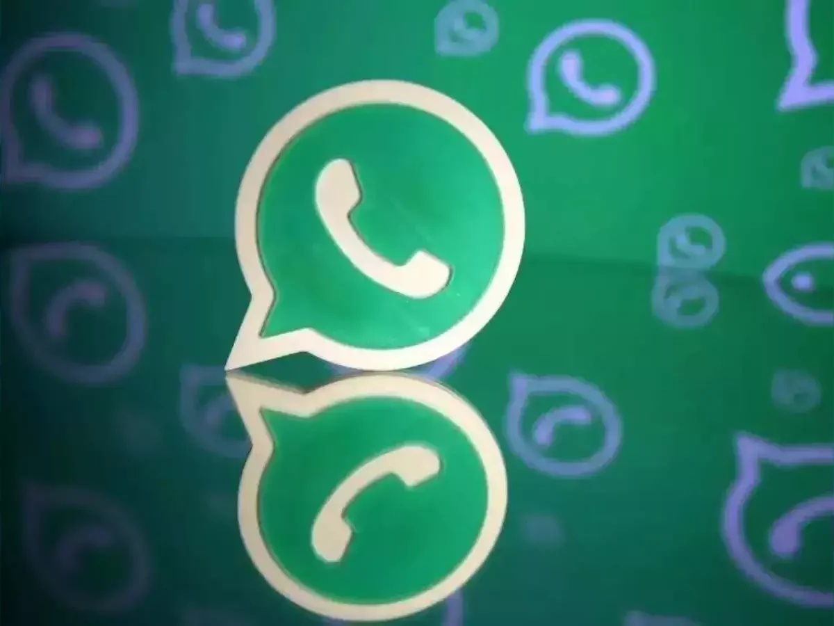 WhatsApp ग्रुप स्कैम से बचें: अपना बैंक अकाउंट और जानकारी सुरक्षित रखें